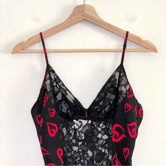 Victoria’s Secret Vintage Gold Label Silk Lace Heart Teddy Bodysuit Black Red